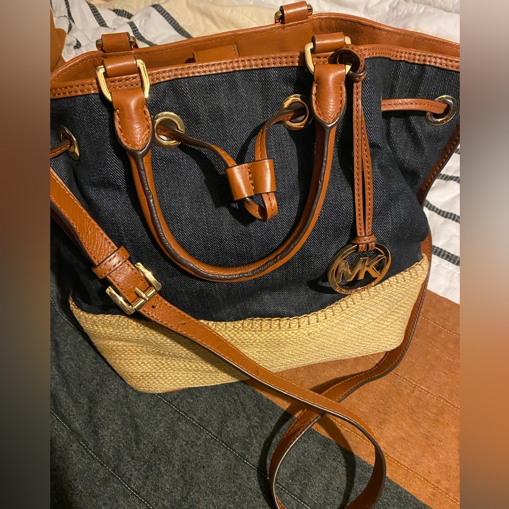 Michael Kors Jean and Straw Shoulder/Bucket Bag - Picture 1 of 4